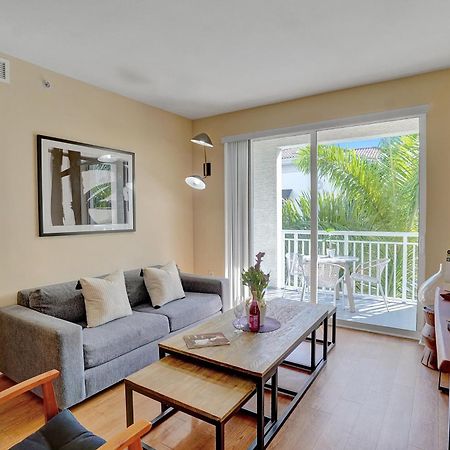 Dharma Home Suites South Miami At Red Road Commons מראה חיצוני תמונה